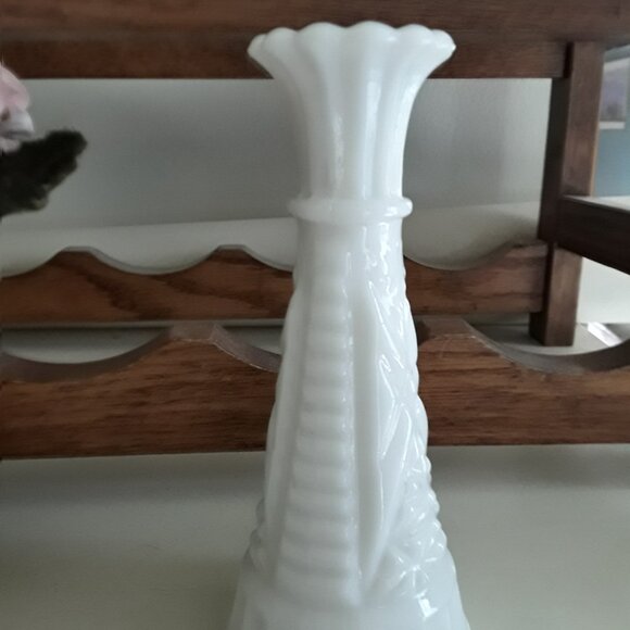 Eden Prairie Floral Arrangement and Milk Glass Bud Vase - Picture 7 of 8